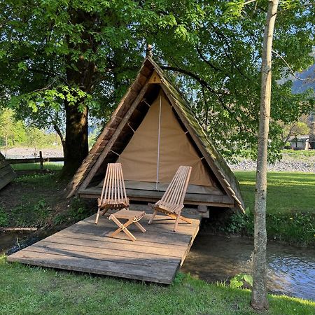 Kamp na Otoku Hotel Ljubno Bagian luar foto