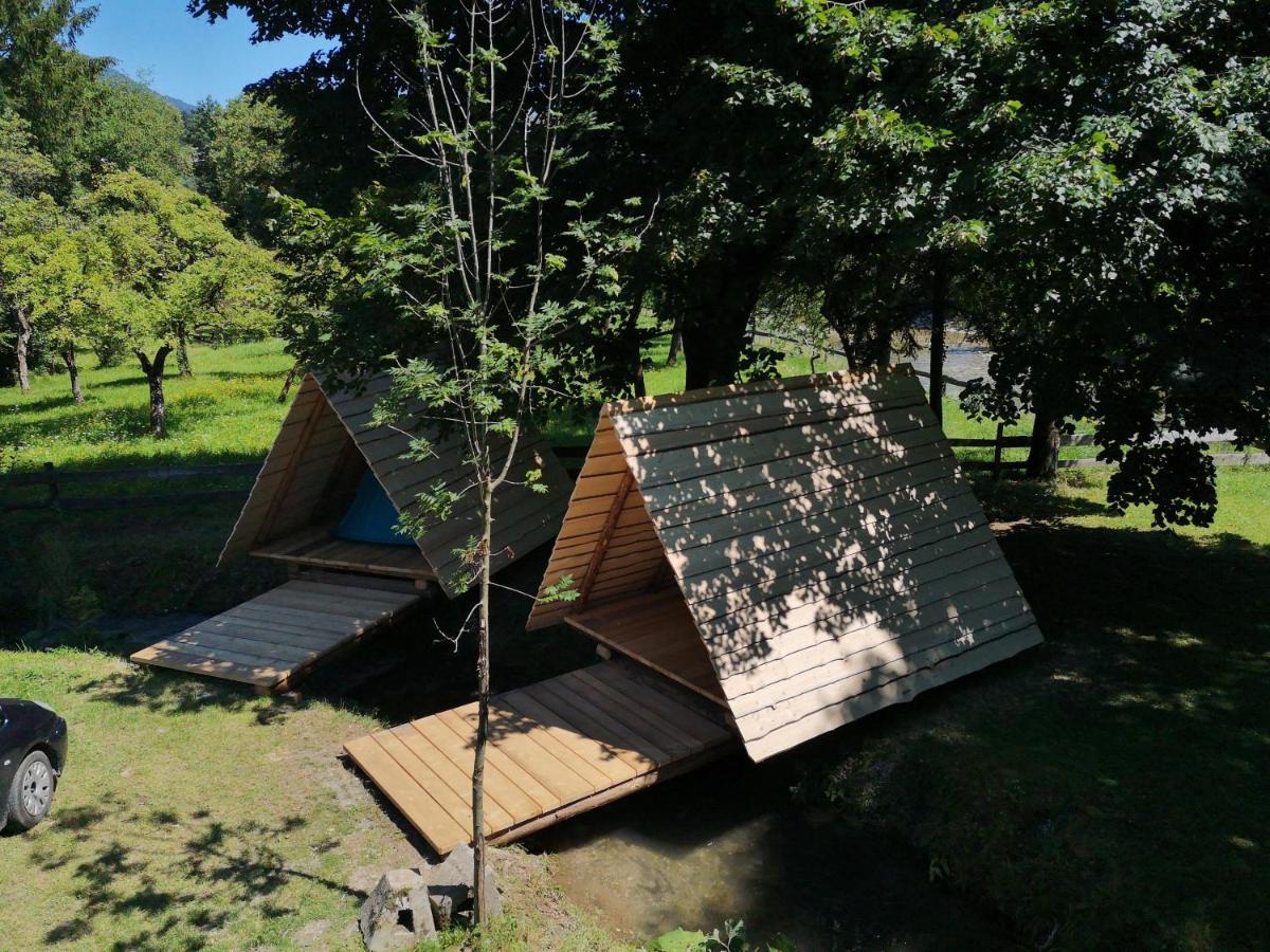 Kamp na Otoku Hotel Ljubno Bagian luar foto