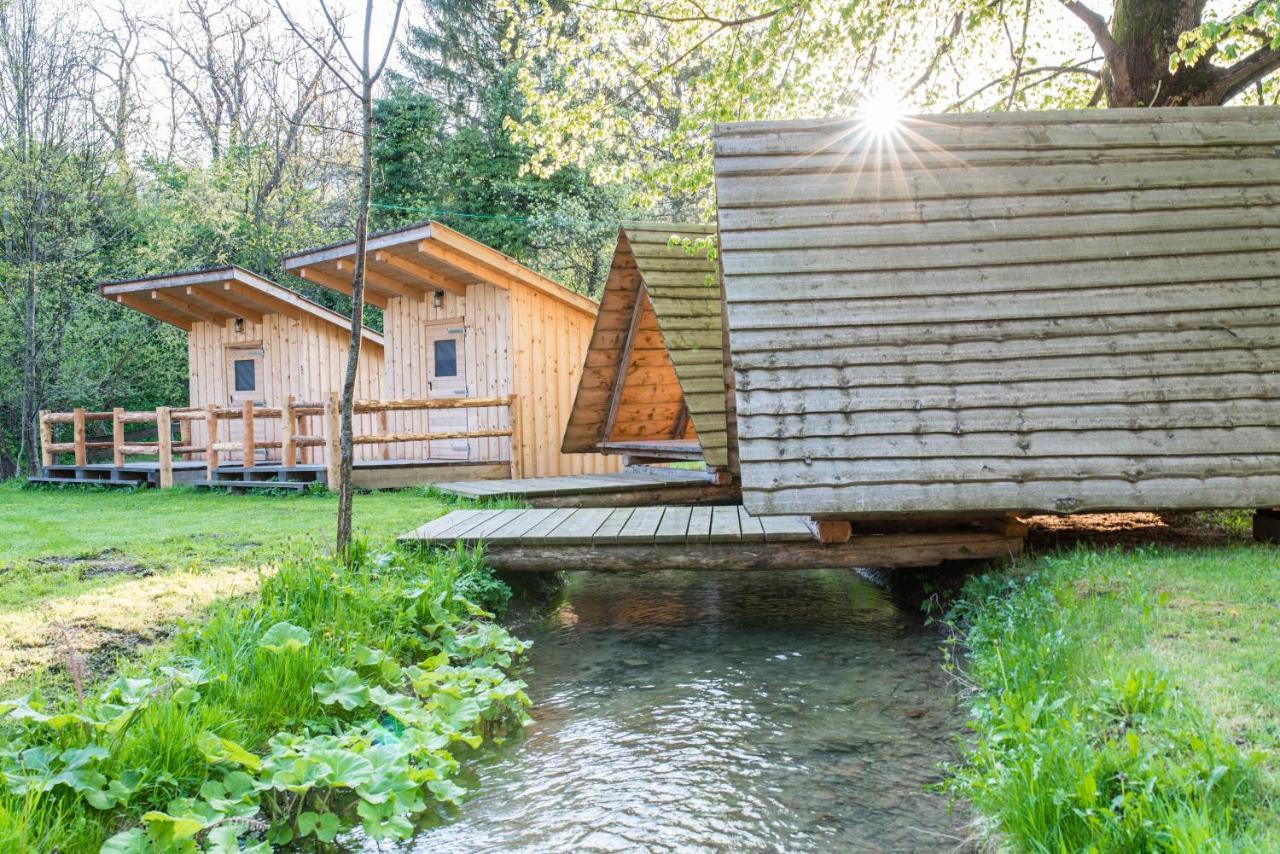 Kamp na Otoku Hotel Ljubno Bagian luar foto