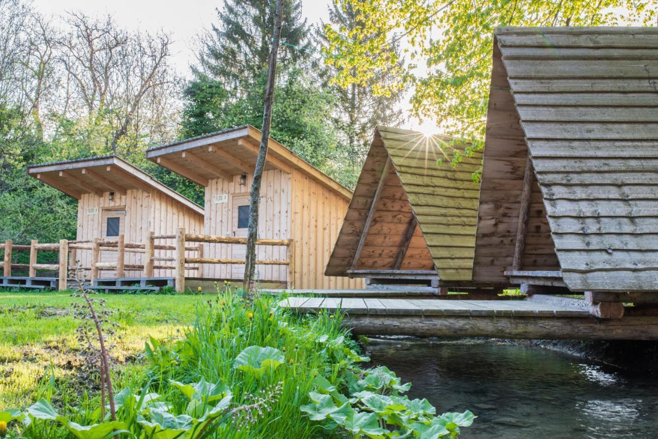 Kamp na Otoku Hotel Ljubno Bagian luar foto