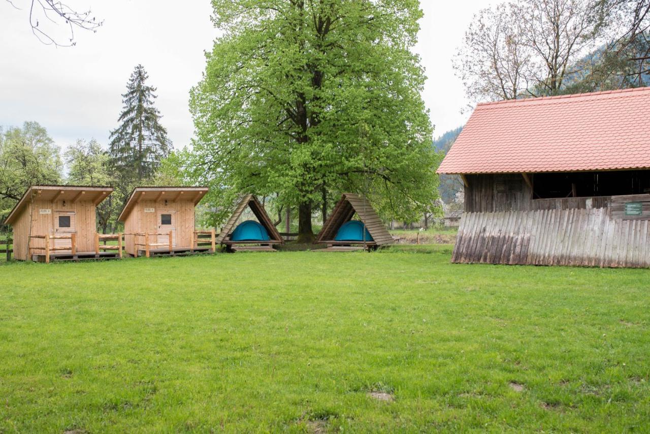 Kamp na Otoku Hotel Ljubno Bagian luar foto