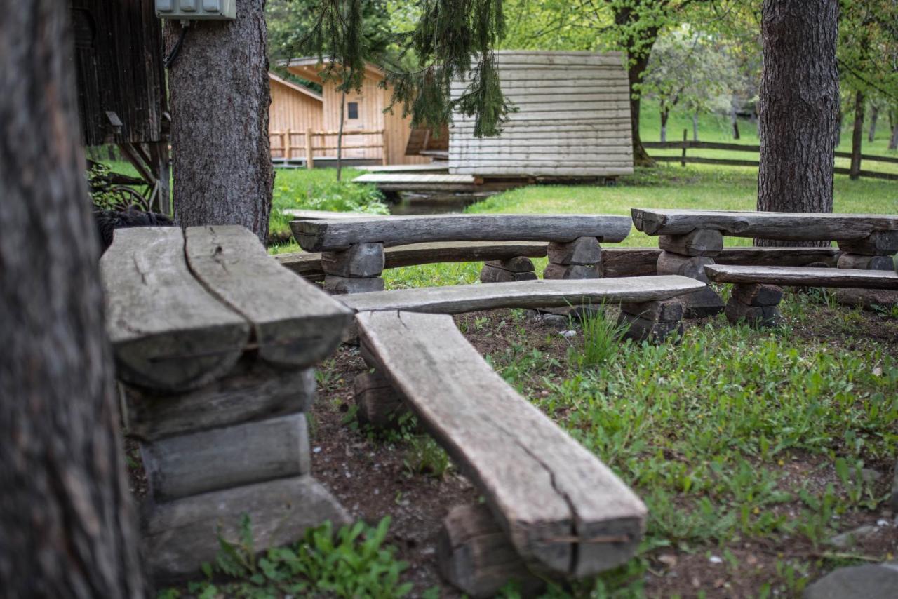 Kamp na Otoku Hotel Ljubno Bagian luar foto