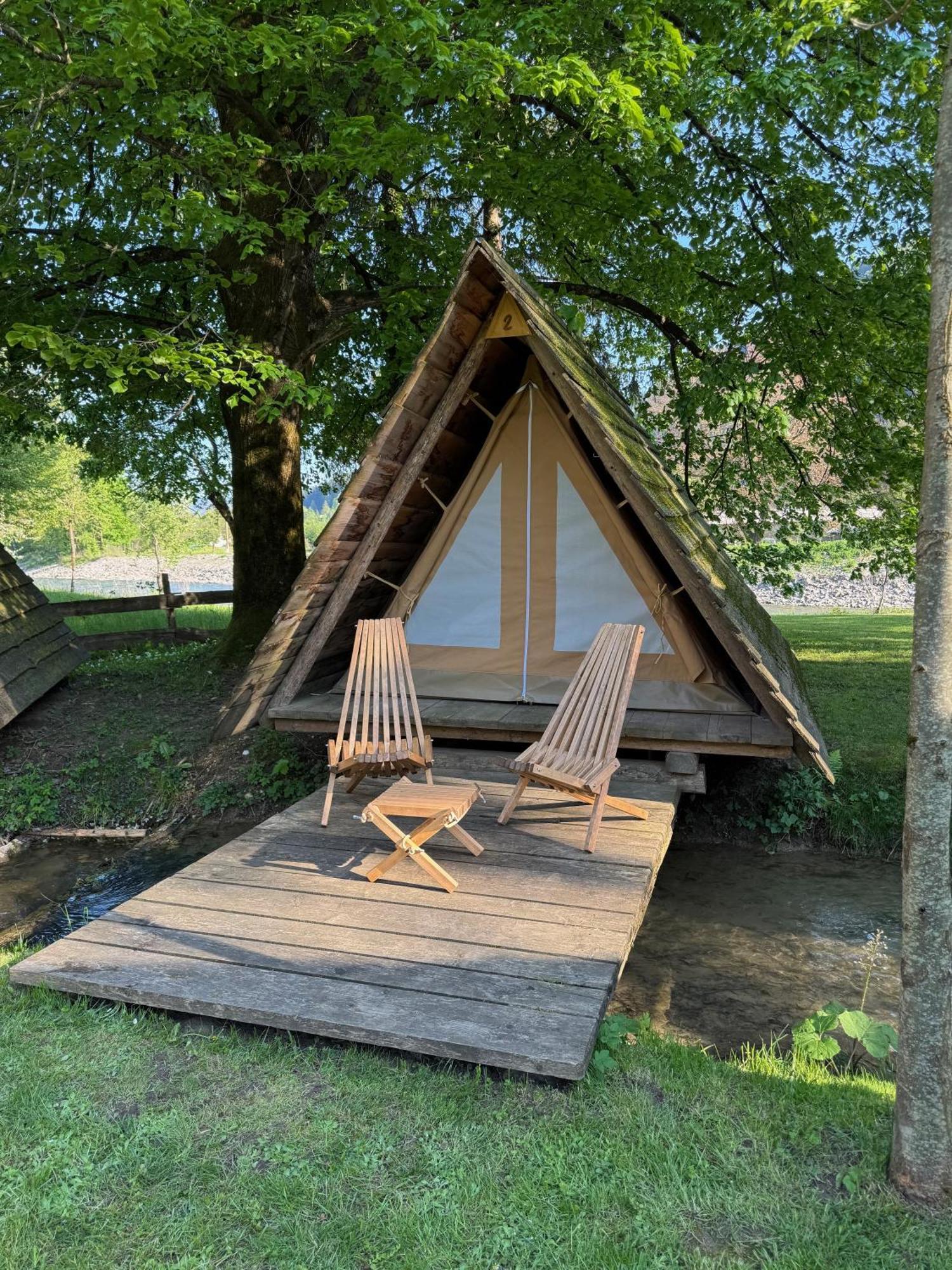Kamp na Otoku Hotel Ljubno Bagian luar foto